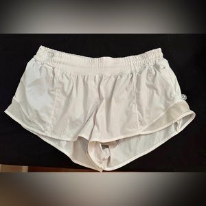 Lululemon Hotty hot shorts White